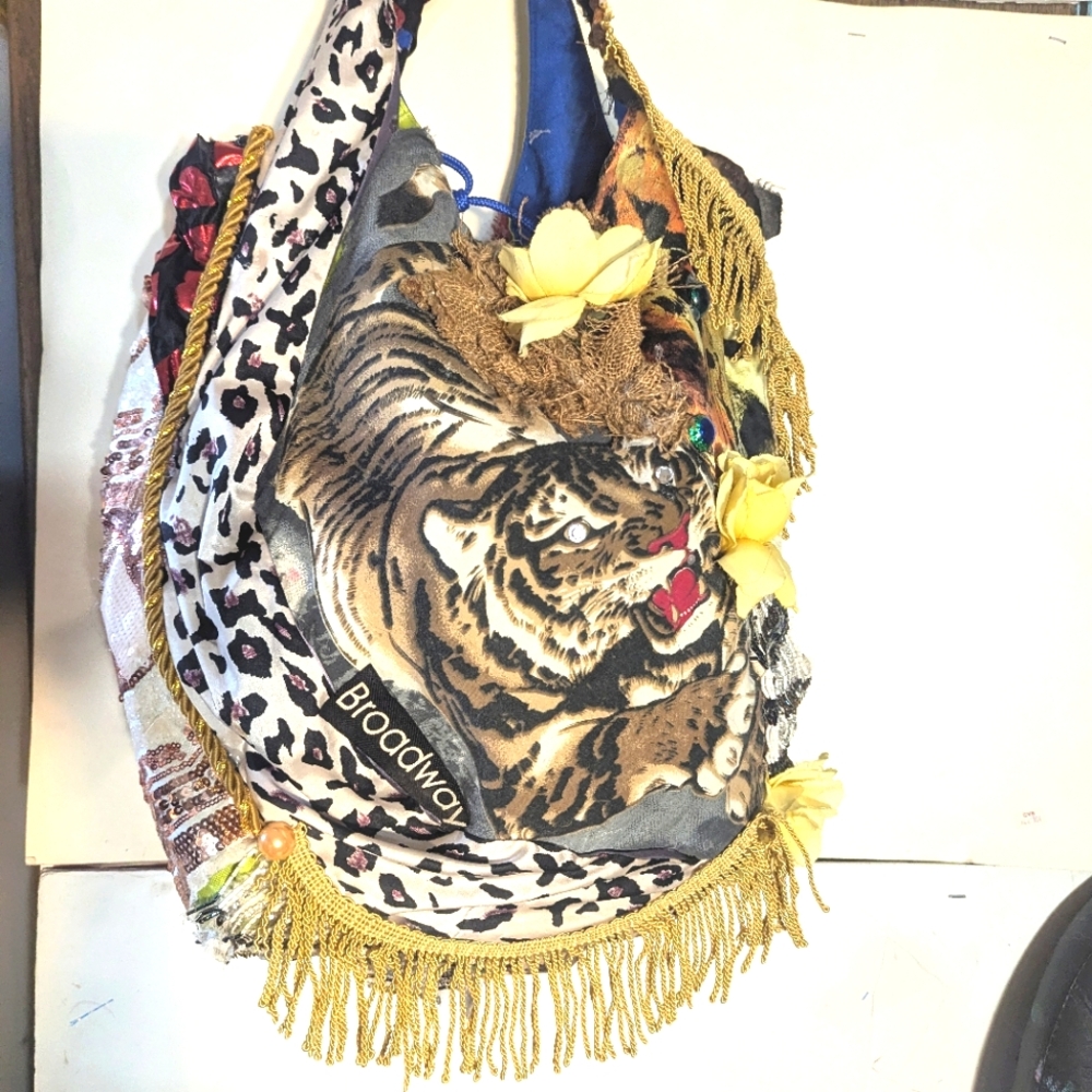 Wendy Gell OOAK Bag# 2 Tigers, Fringe, I love New York,Betty Boop, Broadway, - Picture 4 of 4